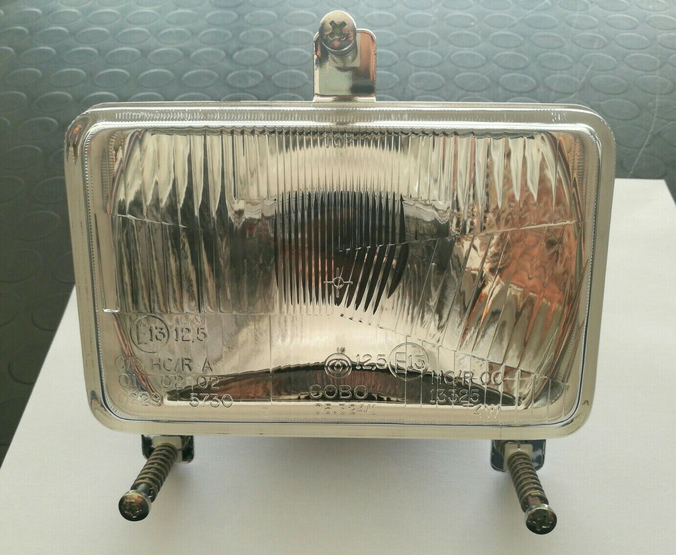 FANALE ANTERIORE A 2 LUCI PER TRATTORI LANDINI-MASSEY F.