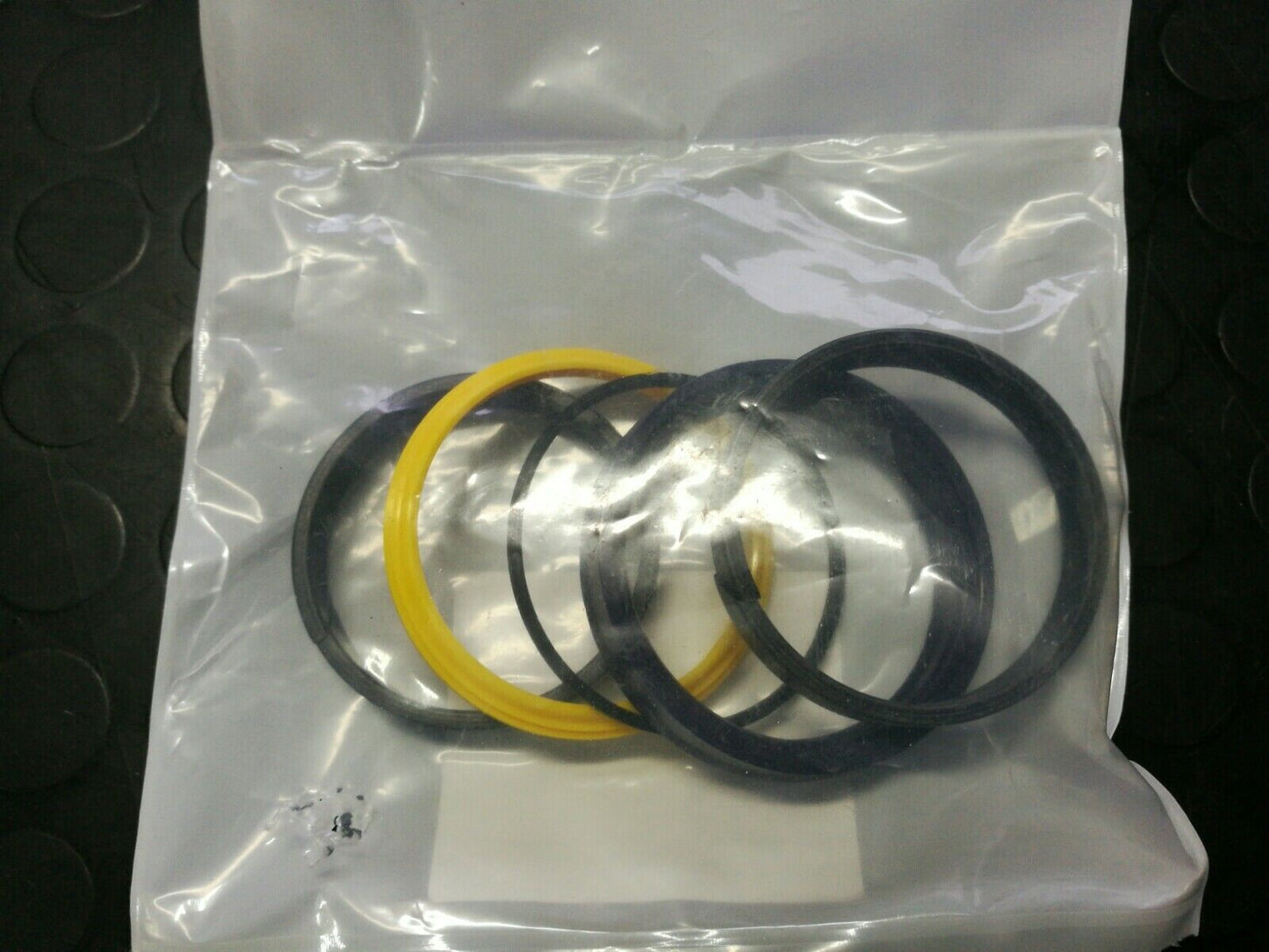 ART. SAME DEUTZ FAHR GROUP 0.008.4591.1 SERIE ANELLI TENUTA